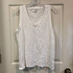 Madewell White Organic Cotton Blend V-Neck Tank Top, size Medium